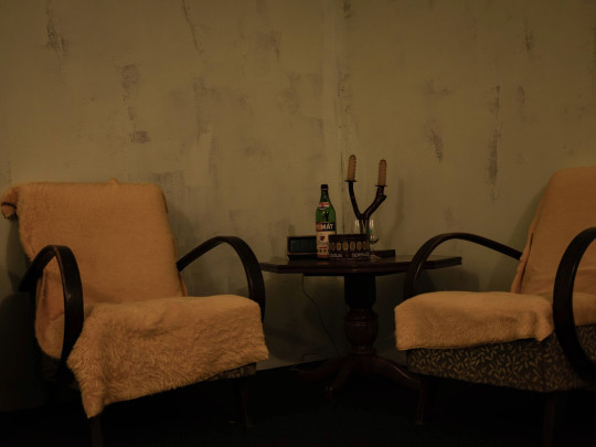 Za dveřmi Sanatoria